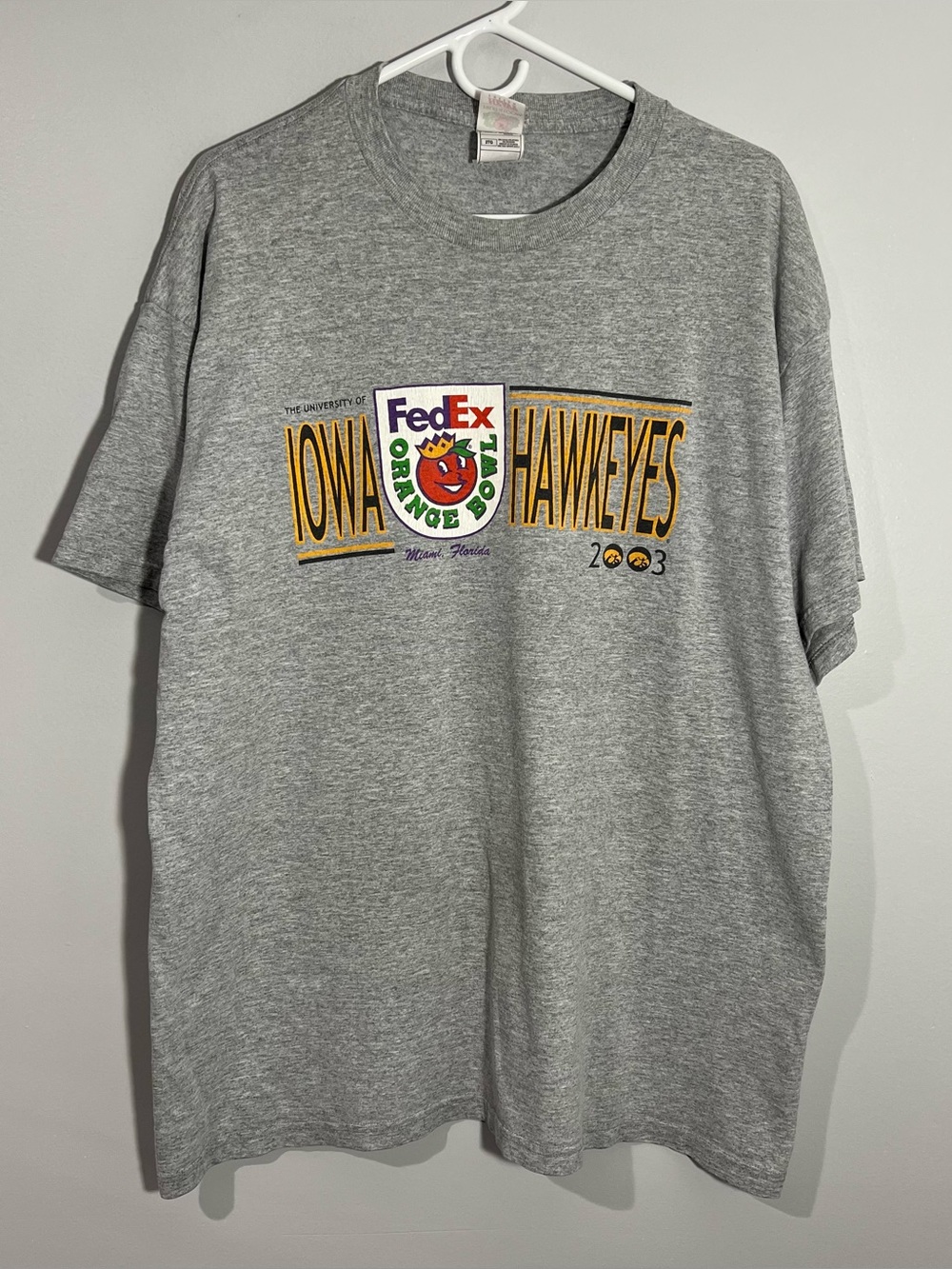 Vintage 2003 Iowa Hawkeyes FedEx Orange Bowl Gray Short Sleeve T-Shirt Mens 2XL
